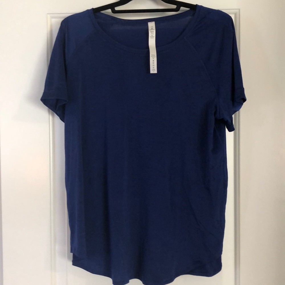 Lululemon Open Up Tie Back Tee